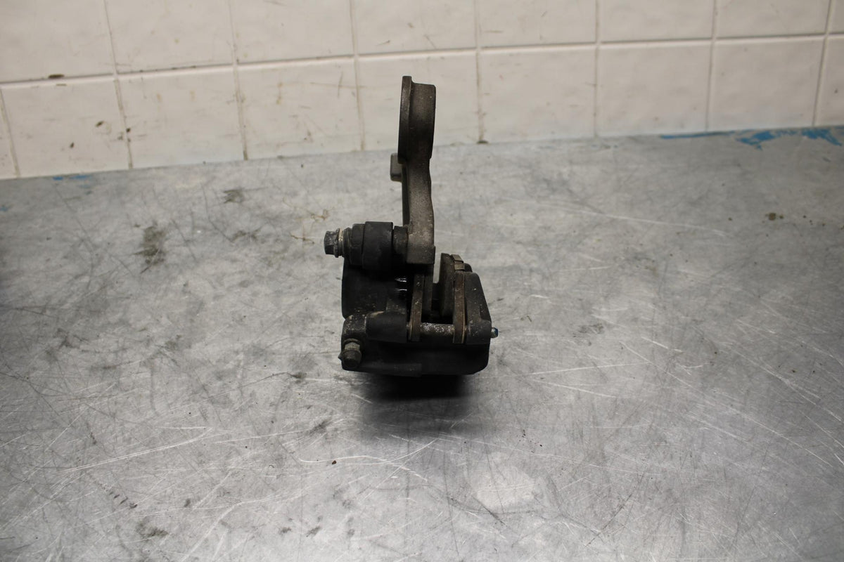 08-16 YAMAHA YZF R6 REAR BACK BRAKE CALIPER W MOUNT BRACKET BB443