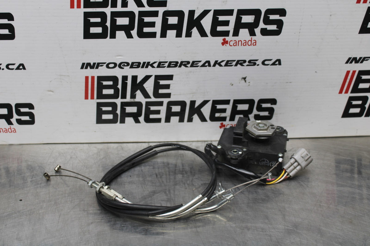 11-25 SUZUKI GSXR 600  EXHAUST VALVE SERVO MOTOR BB830