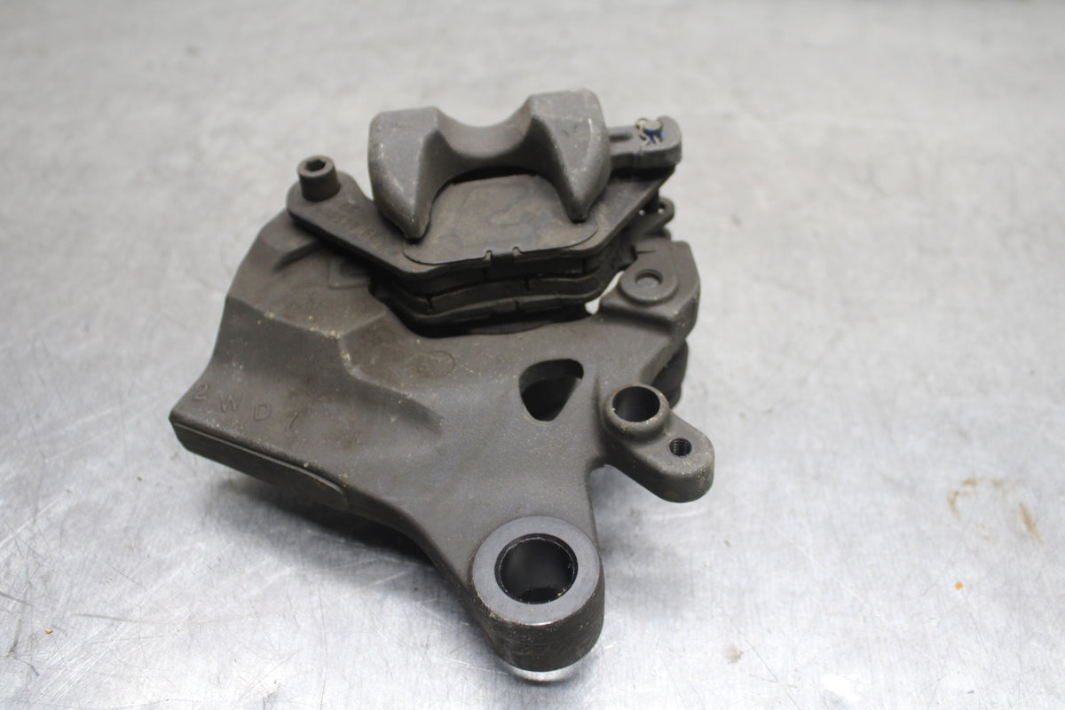 15-17 YAMAHA YZF R3 REAR BACK BRAKE CALIPER W MOUNT BRACKET BB111
