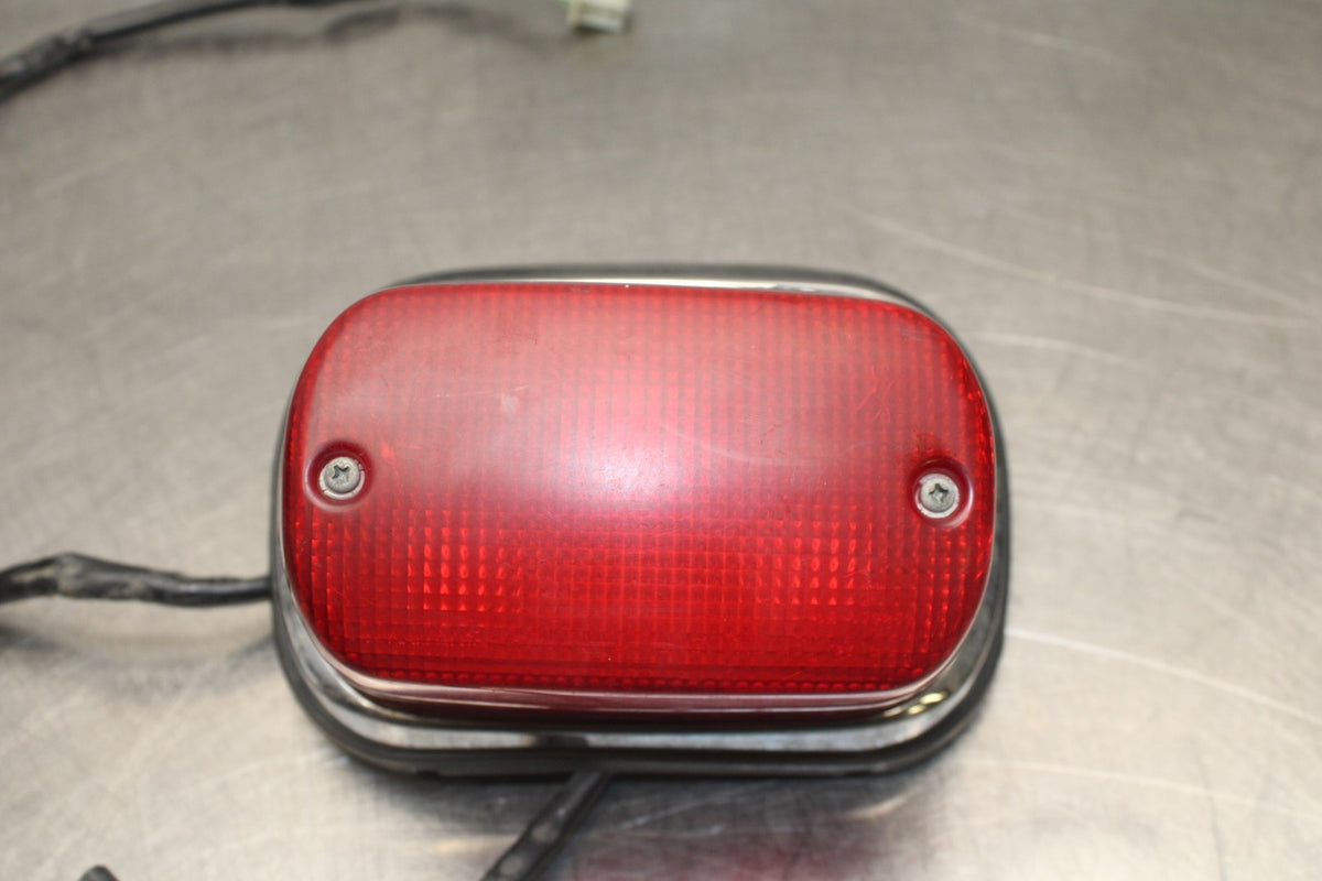 2006 Suzuki Boulevard C90 TAILLIGHT REAR TAIL BRAKE LIGHT BB849