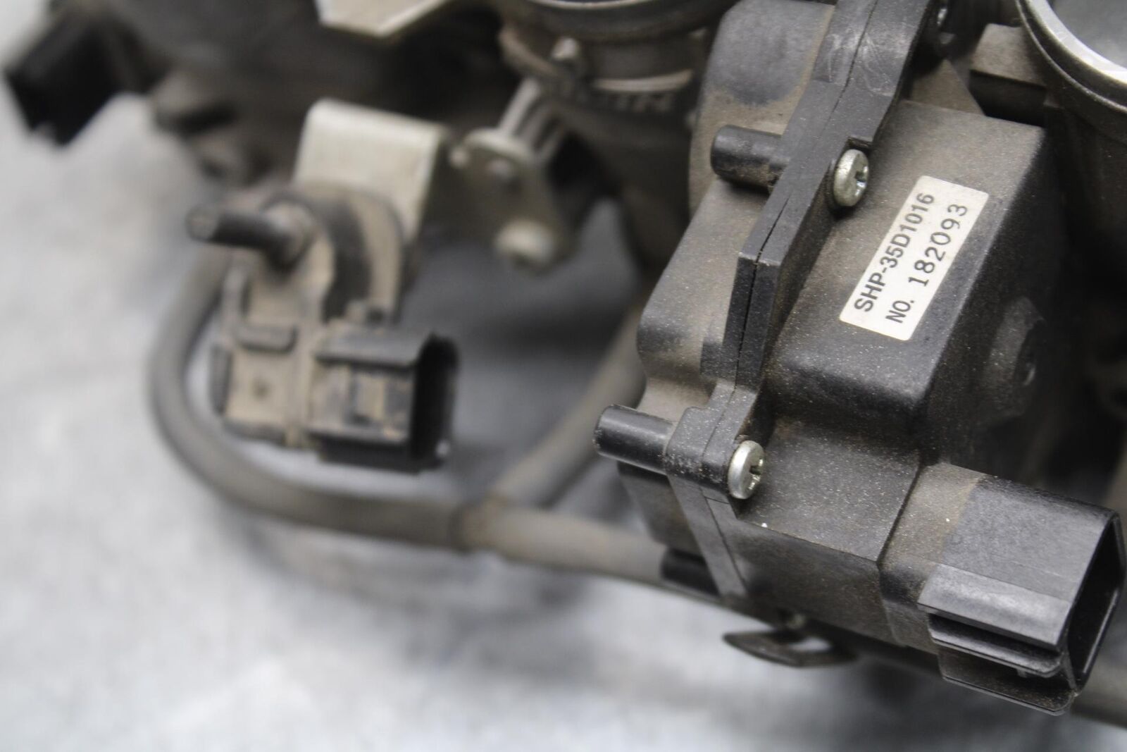 09-12 KAWASAKI NINJA ZX6R MAIN FUEL INJECTORS / THROTTLE BODIES 16163-0128 BB617