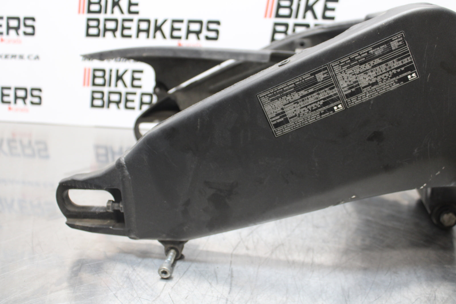 13-18 KAWASAKI NINJA ZX6R REAR SWINGARM BACK SUSPENSION SWING ARM BB143