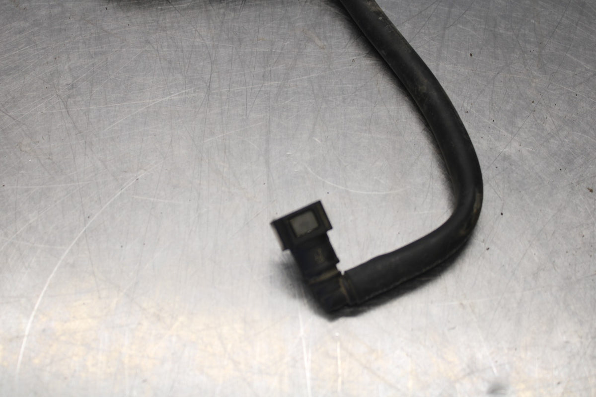 05 YAMAHA YZF R6 FUEL HOSE GAS LINE TUBE PIPE BB894