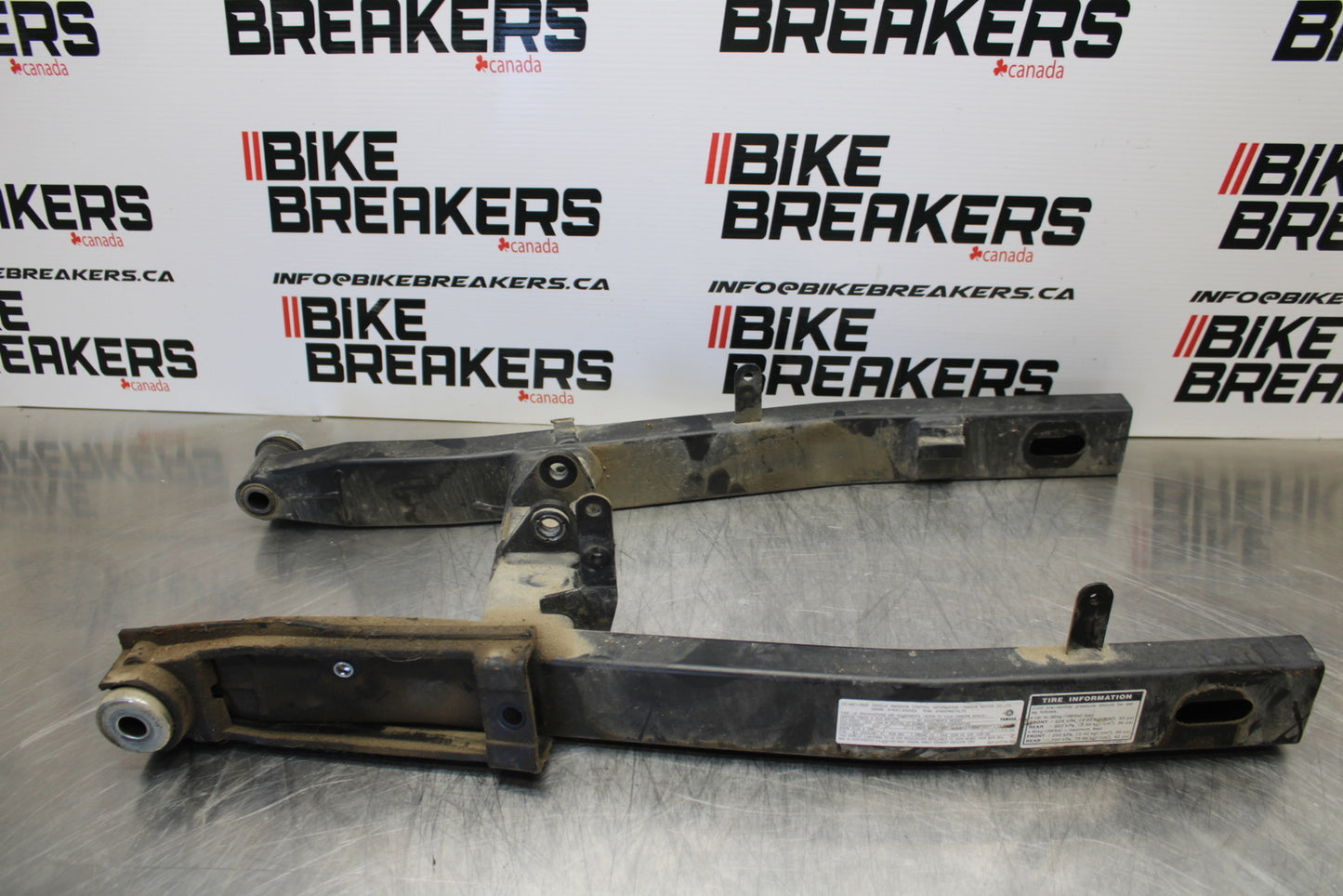 09-15 YAMAHA FZ6R REAR SWINGARM BACK SUSPENSION SWING ARM BB161
