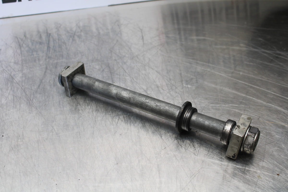 12-16 HONDA CBR1000RR REAR AXLE BACK WHEEL RIM PIVOT BOLT AXEL BB157