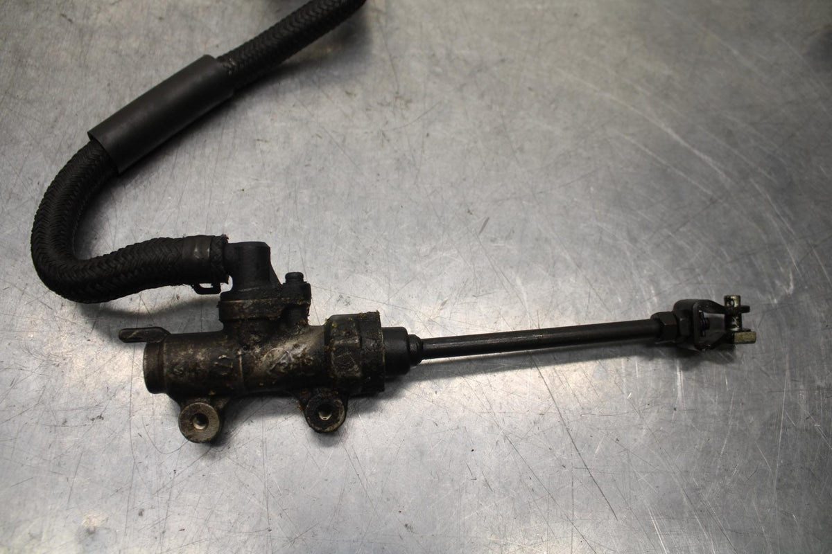 2001 Honda ST1100 REAR BACK BRAKE MASTER CYLINDER W RESERVOIR BB89