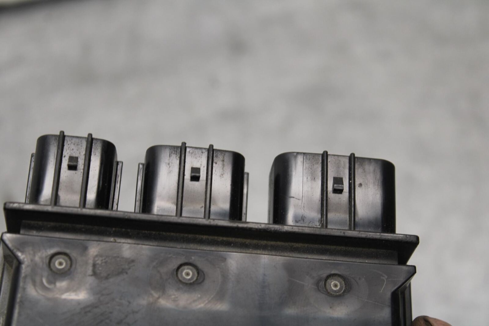 15-16 KAWASAKI EX300 RELAY ASSEMBLY FUSE BOX BB635