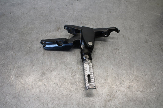 19-21 TRIUMPH SPEED TWIN 1200 RIGHT REARSET REAR SET DRIVER FOOT PEG BB653