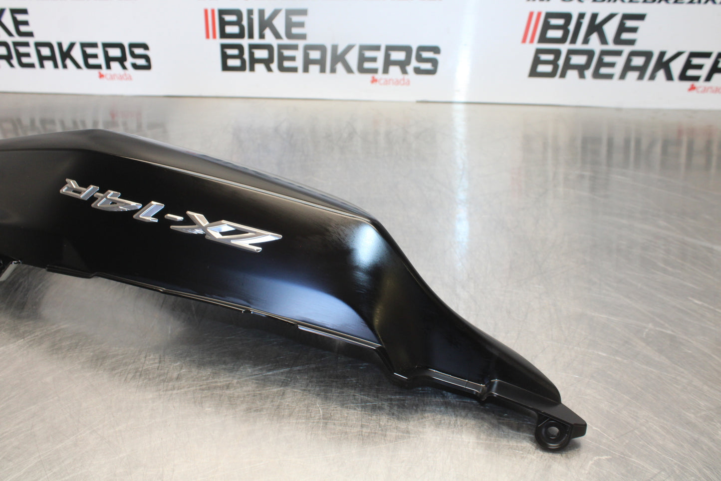 23-24 KAWASAKI NINJA ZX14R LEFT REAR BACK TAIL FAIRING COWL SHROUD BB169