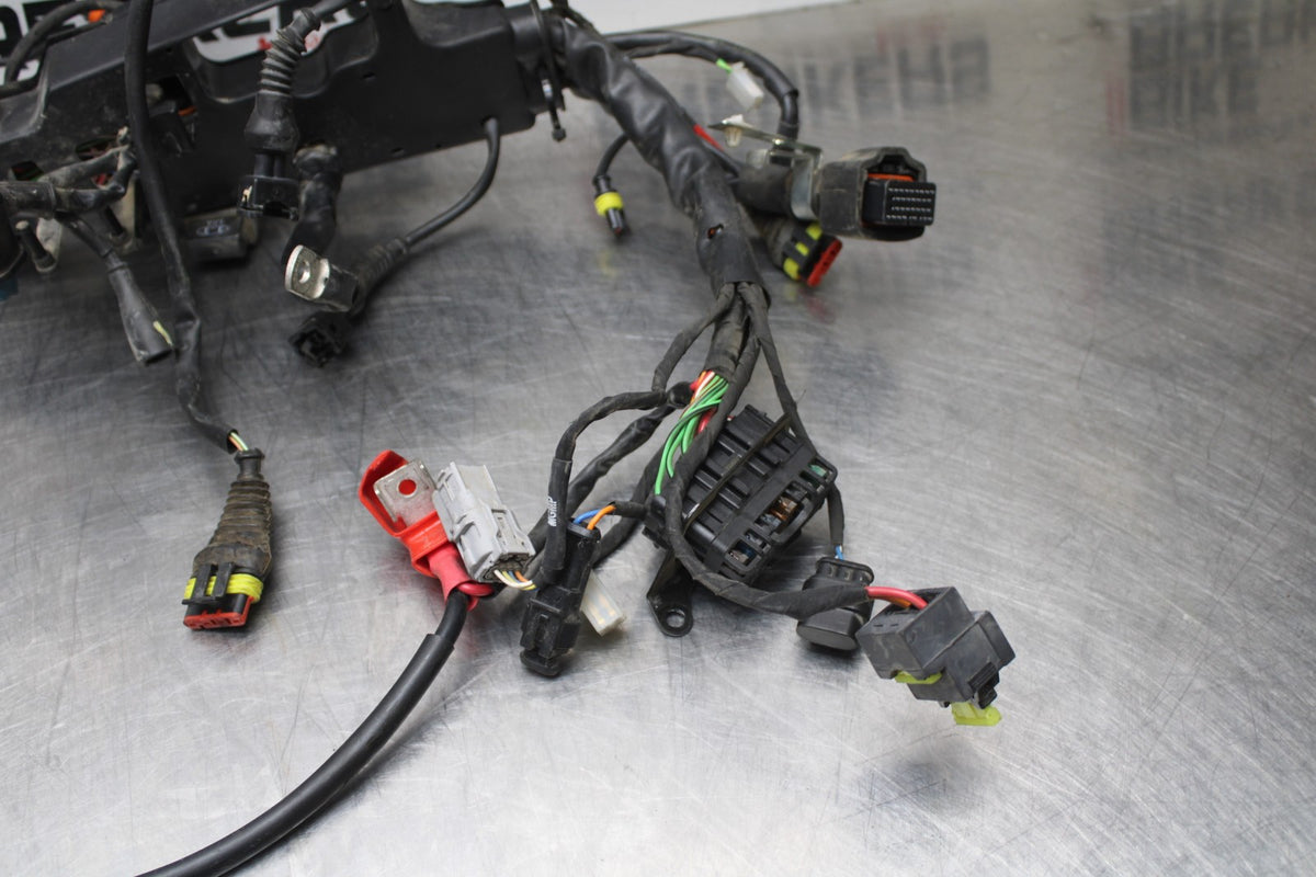 19 MOTO GUZZI V7 III MAIN ENGINE WIRING HARNESS MOTOR WIRE LOOM BB831