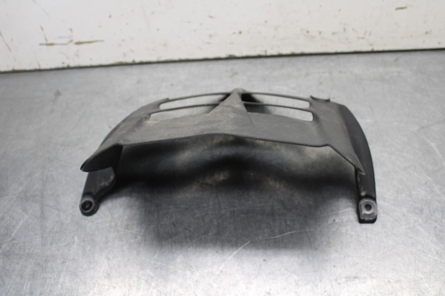 09-12 KAWASAKI NINJA ZX6R REAR BACK WHEEL TIRE HUGGER FENDER 35023-0171 BB640