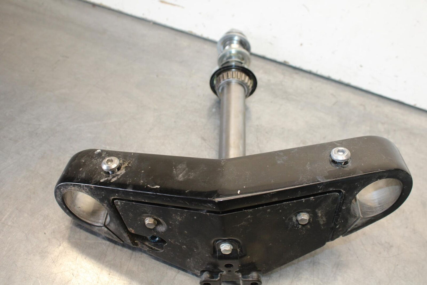 06-14 YAMAHA ROADLINER S XV1900S FRONT FORKS CLAMP LOWER TRIPLE TREE  BB619