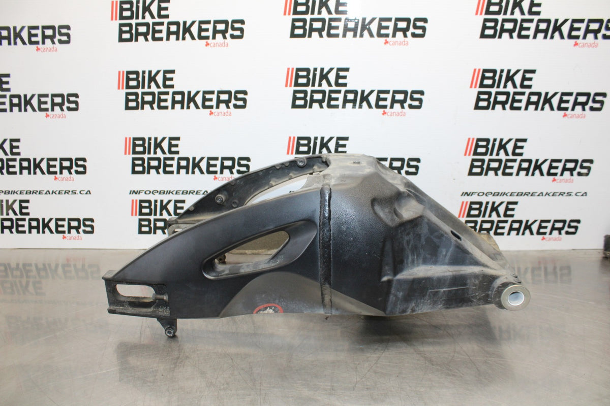 06-07 SUZUKI GSXR 600 REAR SWINGARM BACK SUSPENSION SWING ARM BB178