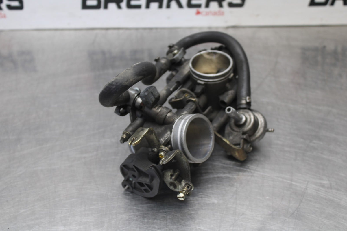 05 DUCATI SUPERSPORT 800 MAIN FUEL INJECTORS / THROTTLE BODIES BB913