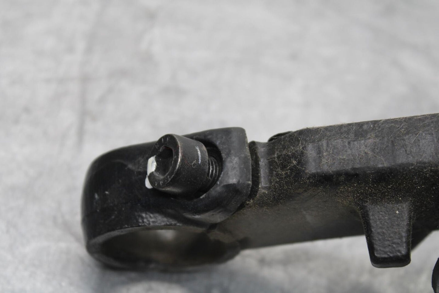 15-16 KAWASAKI EX300 FRONT FORKS CLAMP LOWER TRIPLE TREE STEM BB635