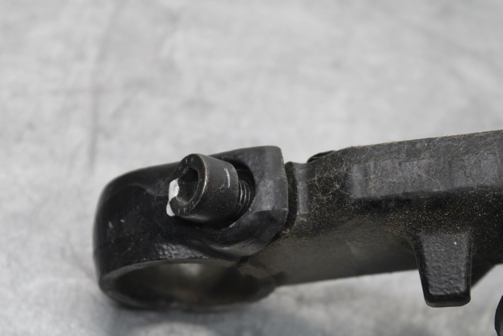 15-16 KAWASAKI EX300 FRONT FORKS CLAMP LOWER TRIPLE TREE STEM BB635