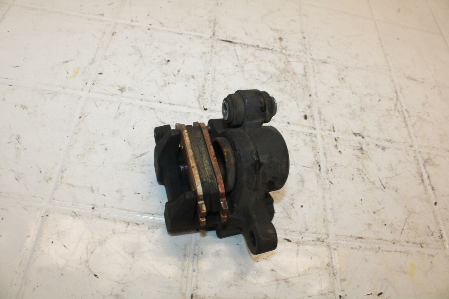 06-07 SUZUKI BANDIT 1200S ABS RIGHT FRONT BRAKE CALIPER BB21