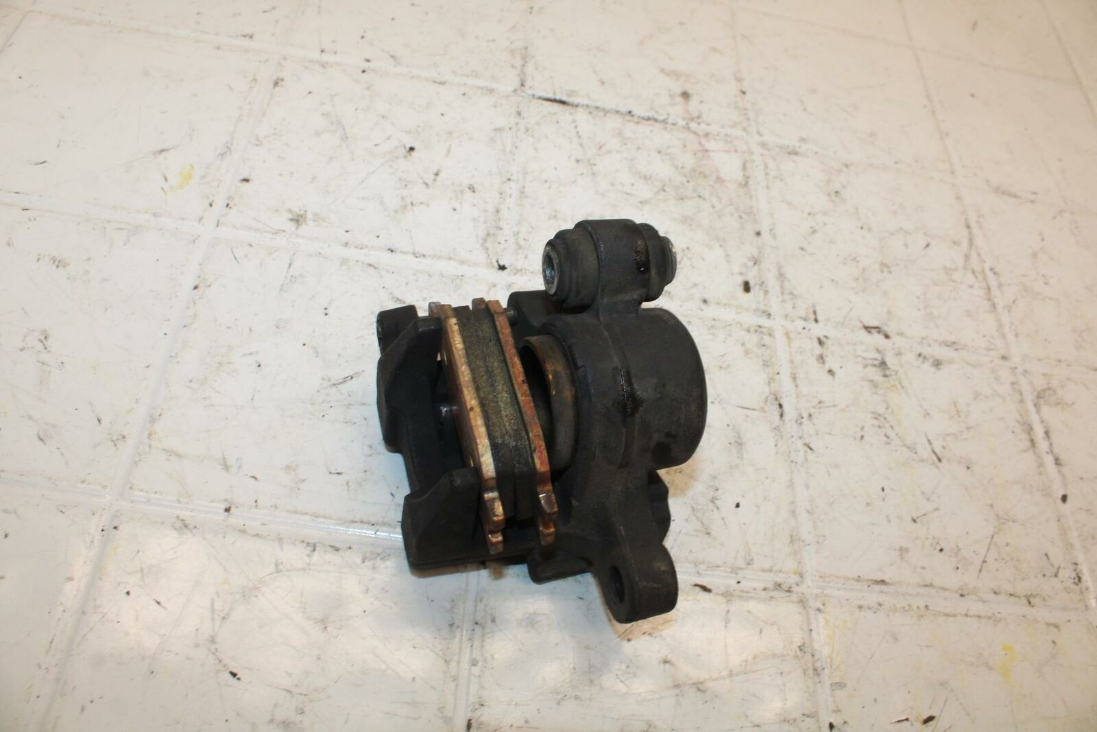 06-07 SUZUKI BANDIT 1200S ABS RIGHT FRONT BRAKE CALIPER BB21