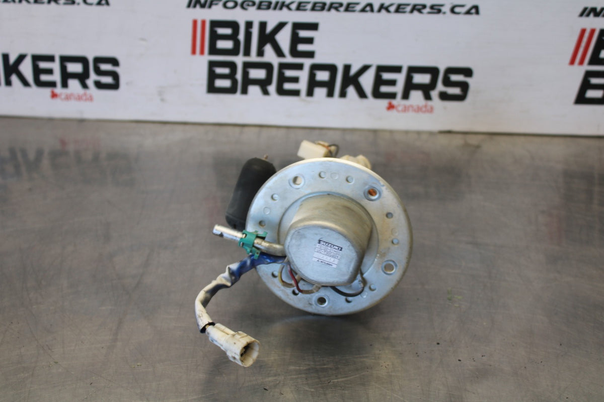 06-07 SUZUKI GSXR 600 FUEL PUMP GAS PETROL SENDER UNIT BB863