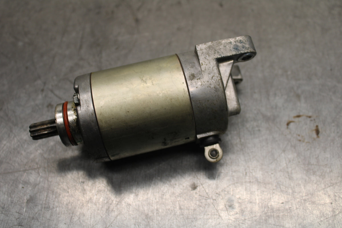 15-17 YAMAHA YZF R3 ENGINE STARTING STARTER MOTOR -DC 12V BB111