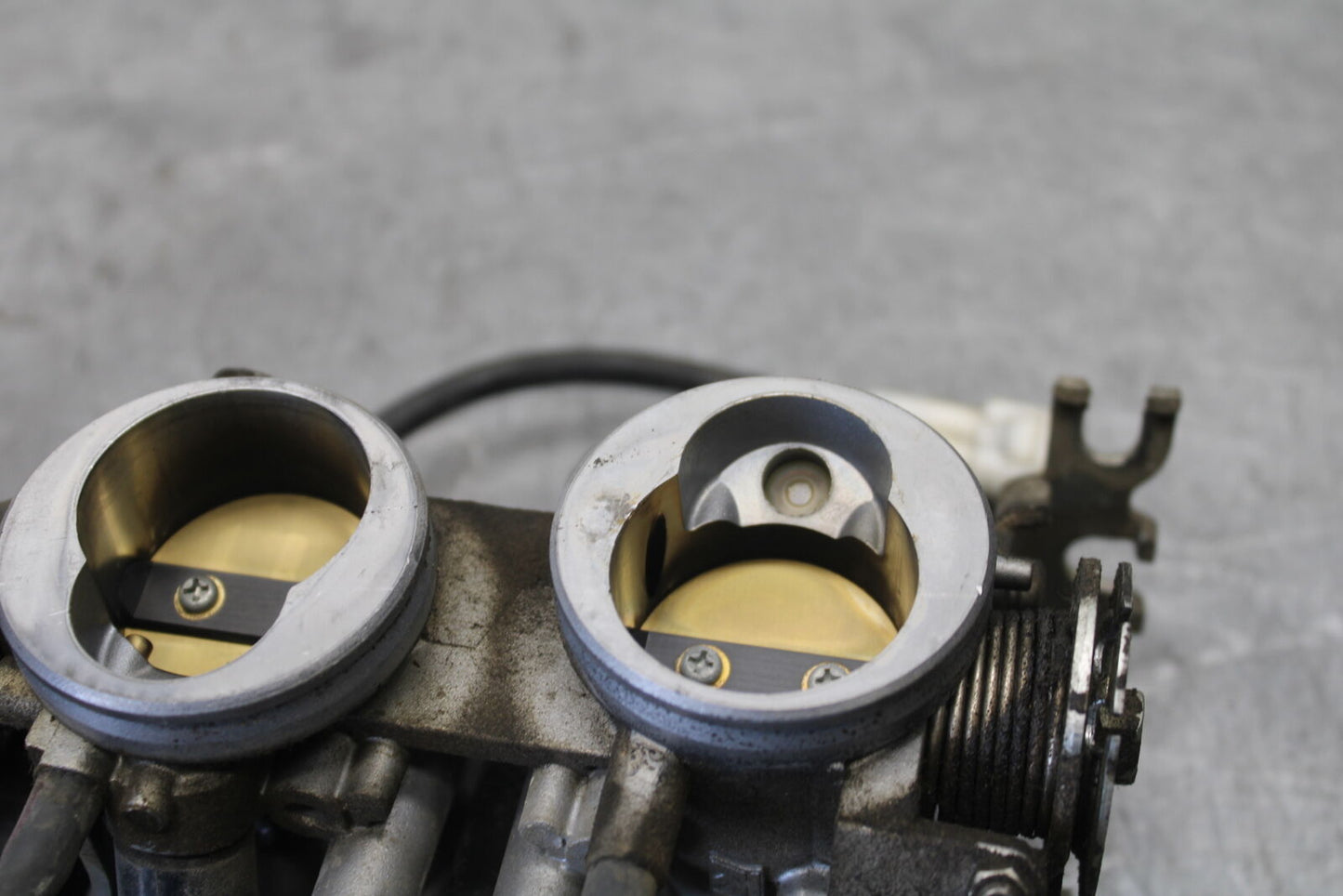 05-09 SUZUKI BOULEVARD C90 THROTTLE BODY BODIES BB692