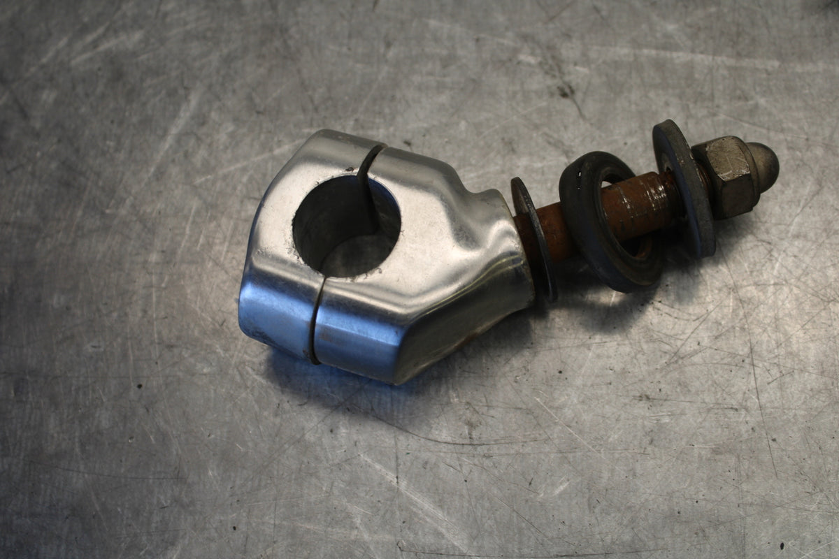 05-06 YAMAHA ROYAL STAR HANDLEBAR RISERS BB697