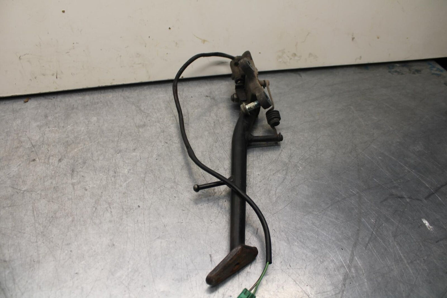 2011 Suzuki GSXR600 KICKSTAND SIDE KICK STAND 42310-14J00 BB602