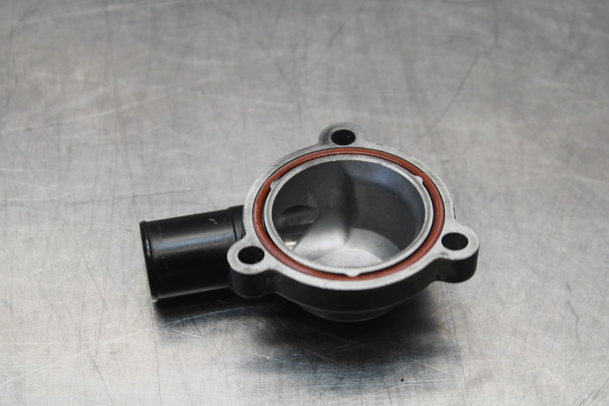 24 KAWASAKI NINJA 500 ABS THERMOSTAT COVER BB818