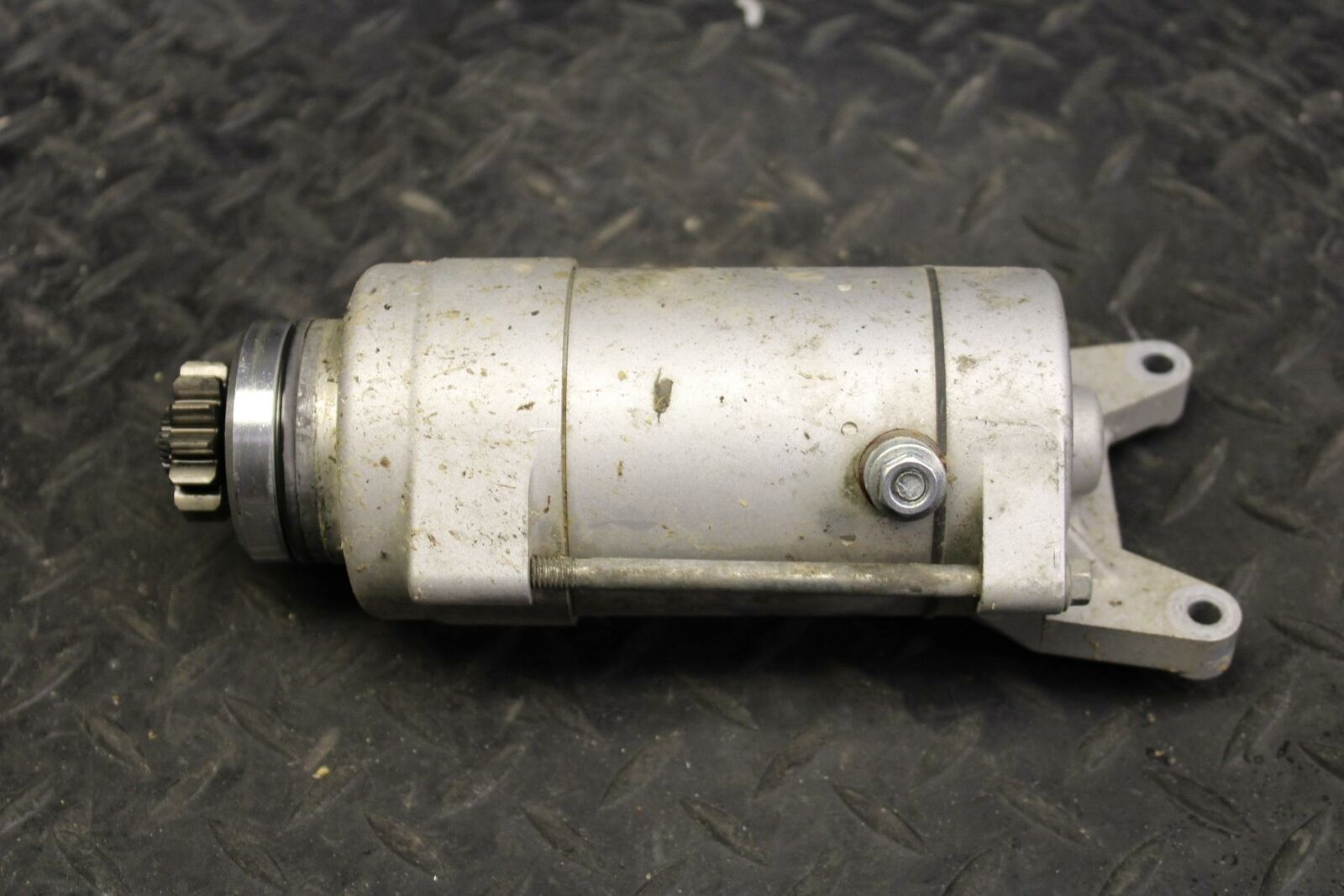 06 YAMAHA V STAR 1100 ENGINE STARTING STARTER MOTOR -DC 12V  BB184