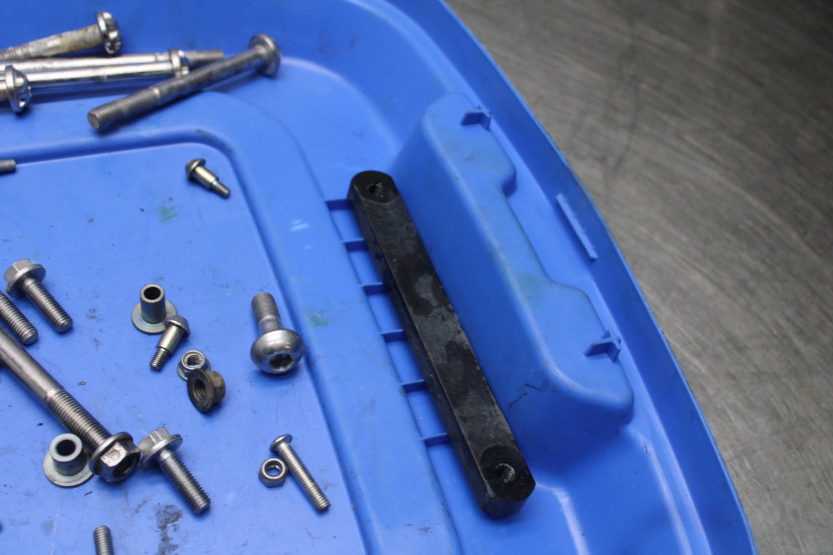 14 TRIUMPH STREET TRIPLE ABS MOUNTING BOLTS HARDWARE MOTOR SCREWS BB808