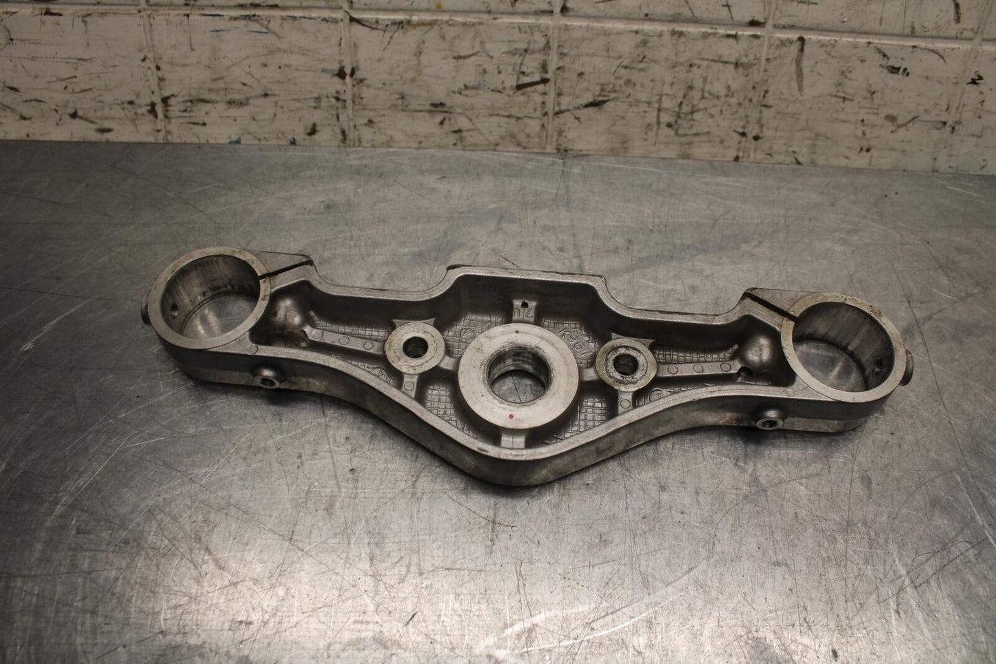 2005 Kawasaki Vulcan 1600 VN1600A Classic FORKS UPPER TRIPLE TREE CLAMP BB574