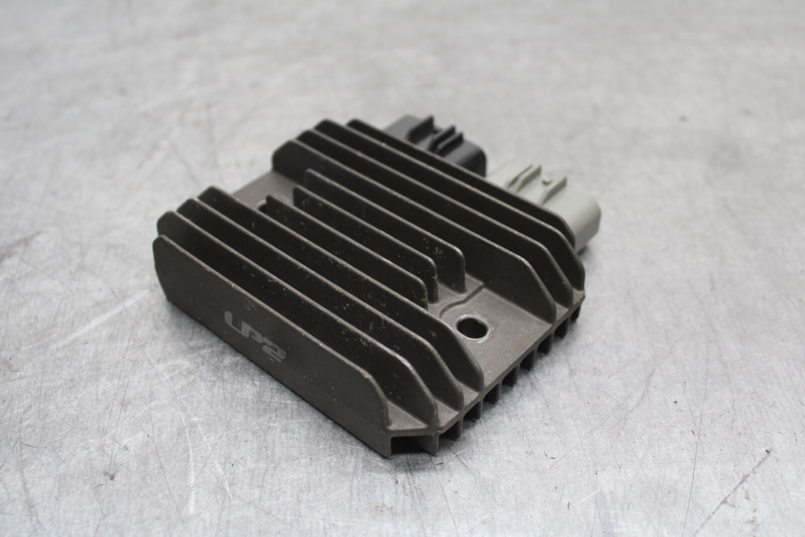 09-12 KAWASAKI NINJA ZX6R RECTIFIER VOLTAGE REGULATOR 21066-0028 BB698