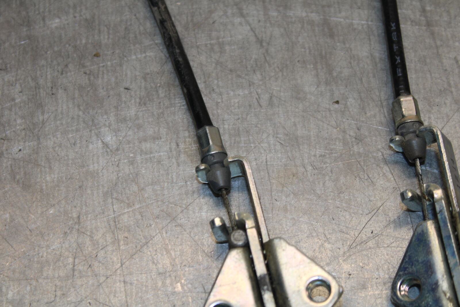 19-23 KAWASAKI NINJA ZX6R REAR PASSENGER SEAT LATCH LOCK ASSEMBLY BB701