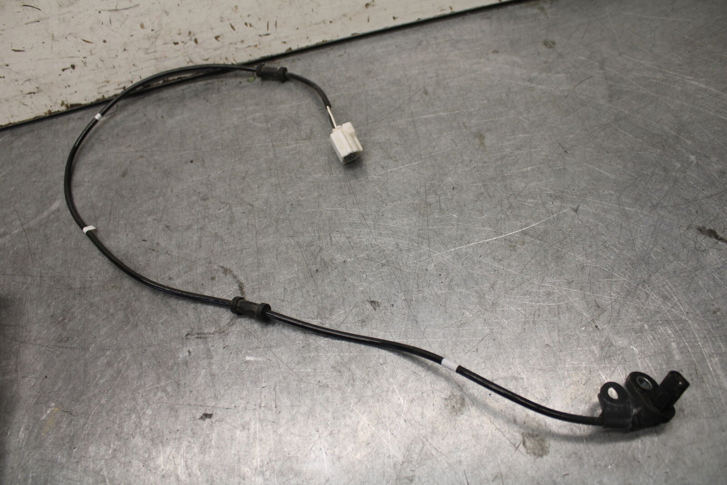 22-24 YAMAHA XSR900 FRONT ABS BRAKE SENSOR BB683