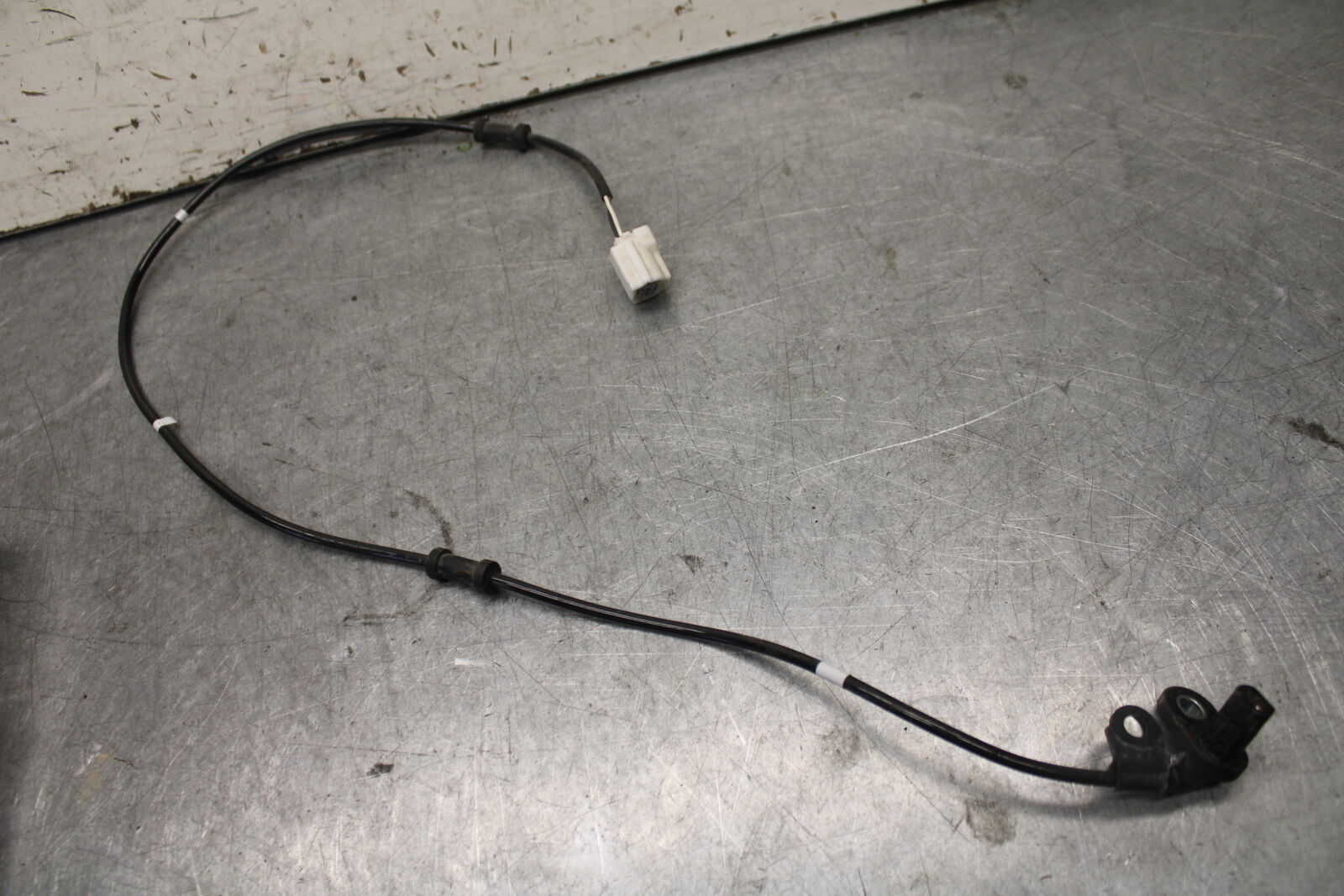 22-24 YAMAHA XSR900 FRONT ABS BRAKE SENSOR BB683