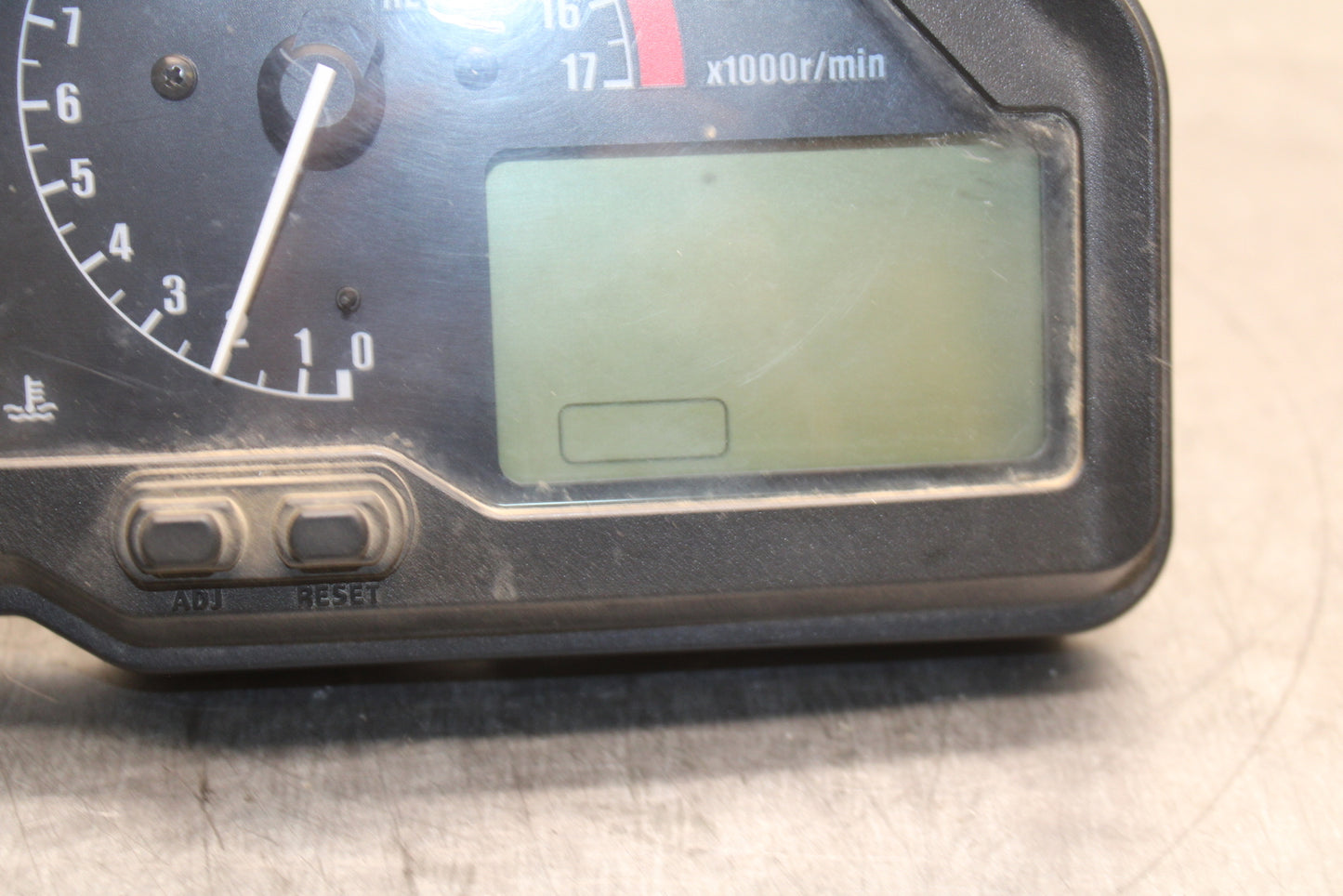 03-04 HONDA CBR600RR SPEEDO TACH GAUGES DISPLAY CLUSTER SPEEDOMETER BB614