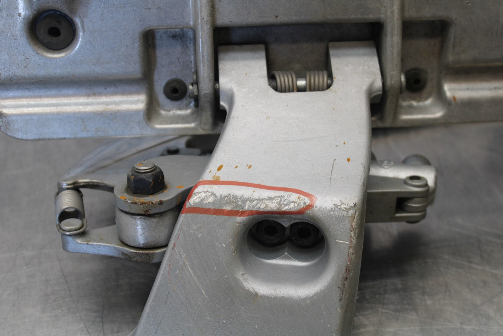 05-06 VICTORY KINGPIN DELUXE RIGHT FRONT FOOT REST PEG STEP BB195