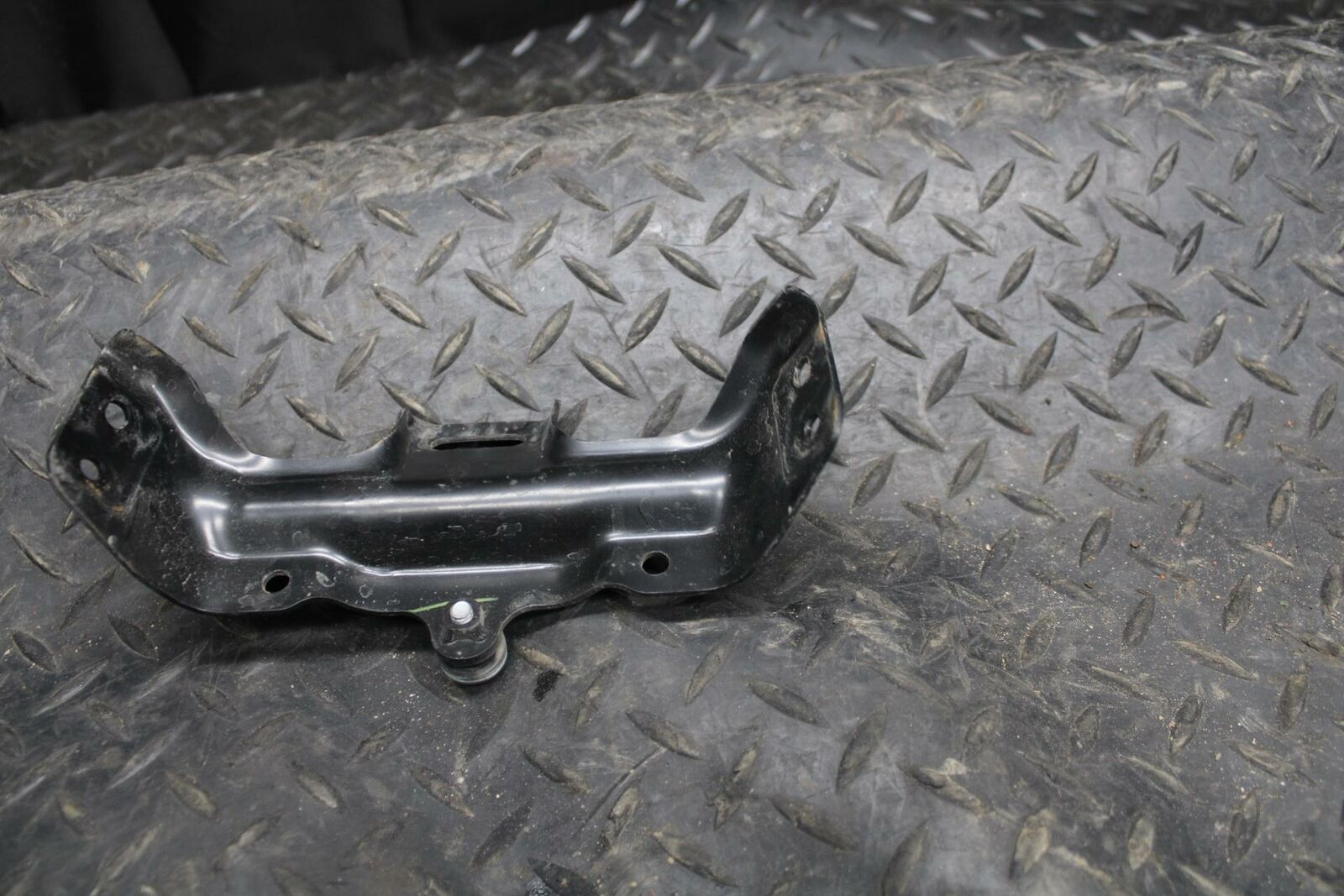 16-18 HONDA CBR500R GAS TANK FUEL CELL PETROL RESERVOIR BRACKET MOUNT BB231