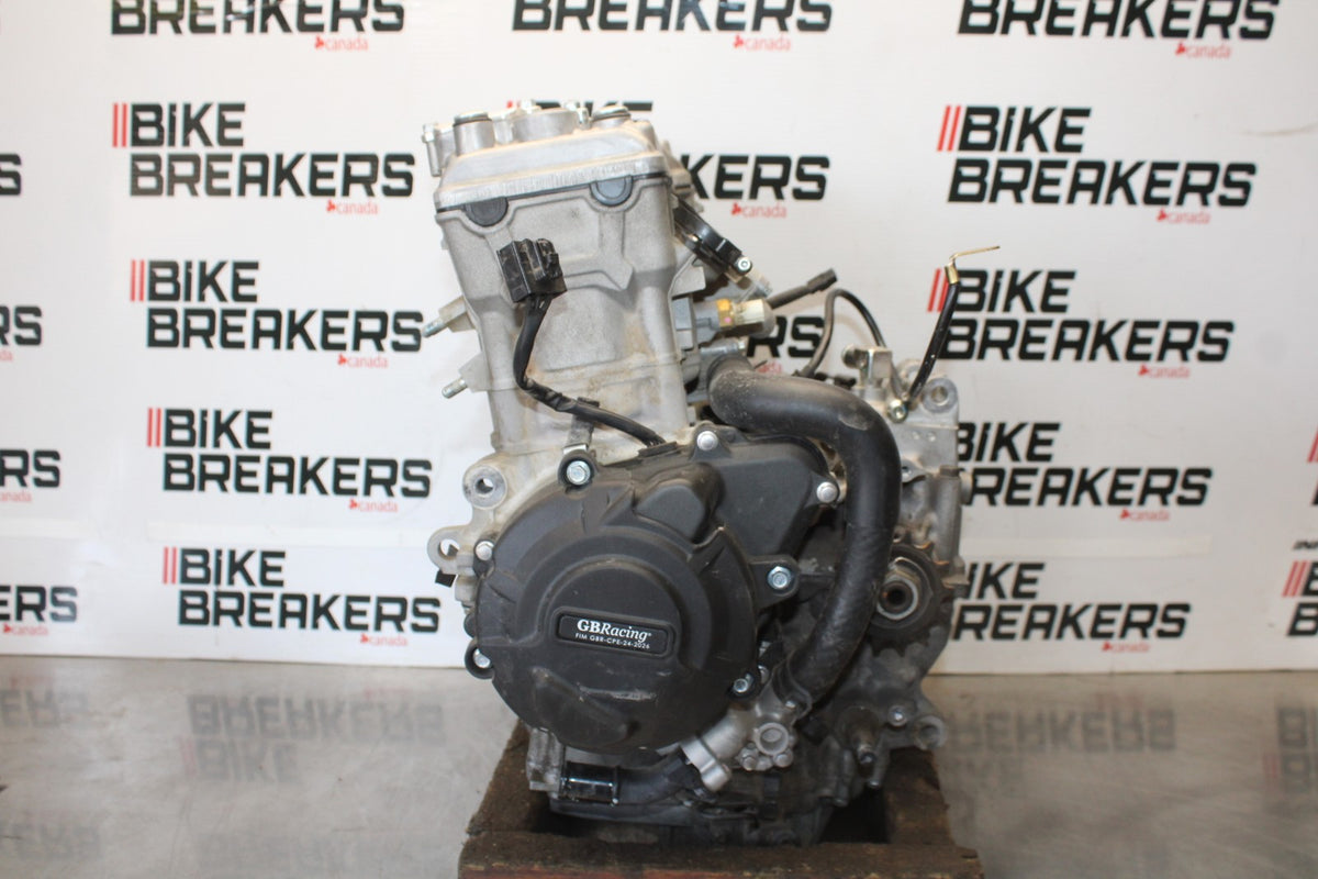23-26 KAWASAKI NINJA ZX4RR ENGINE MOTOR BB898