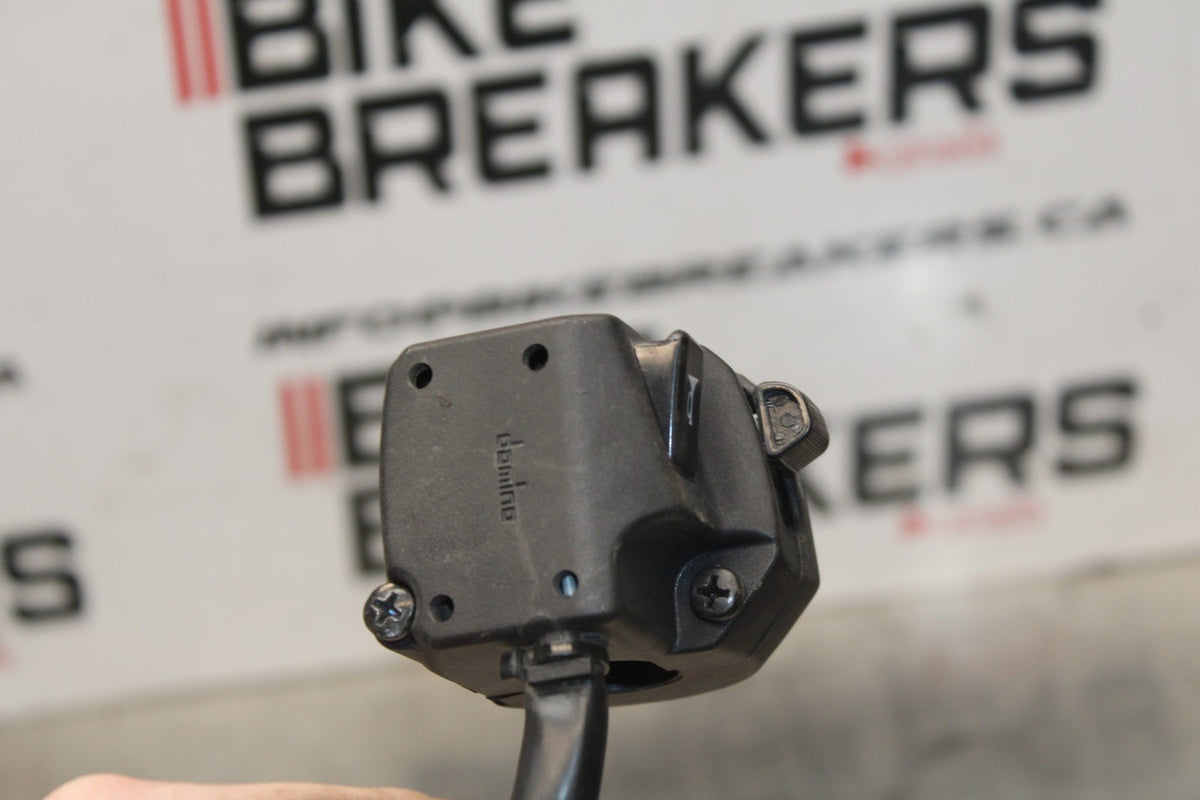 19 MOTO GUZZI V7 III LEFT CLIP ON HANDLE HORN SIGNALS SWITCH SWITCHES BB831