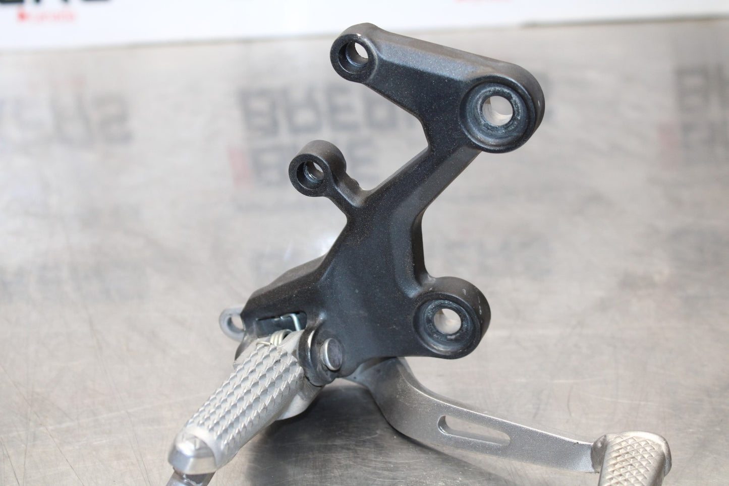 18-23 KAWASAKI NINJA 400 EX400 ABS RIGHT REARSET REAR SET FOOT PEG REST BB177