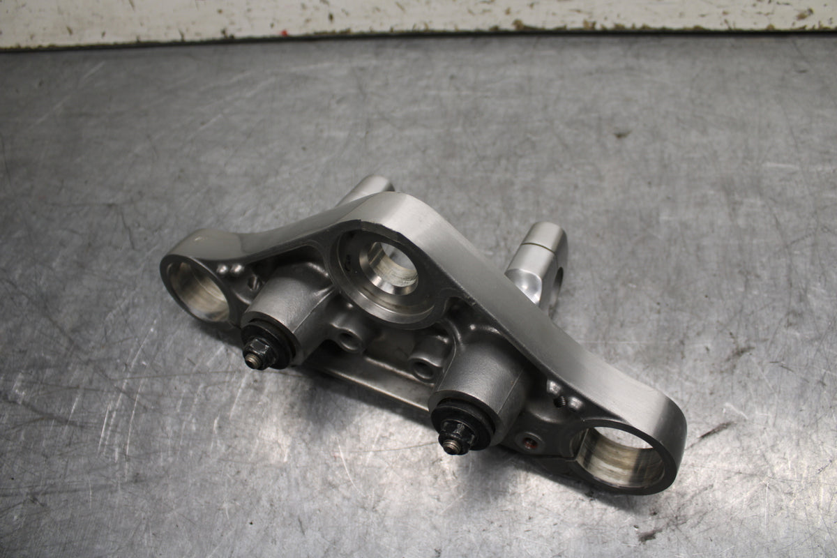 10-13 HONDA SHADOW RS 750 VT750RS FORKS UPPER TRIPLE TREE CLAMP BB718