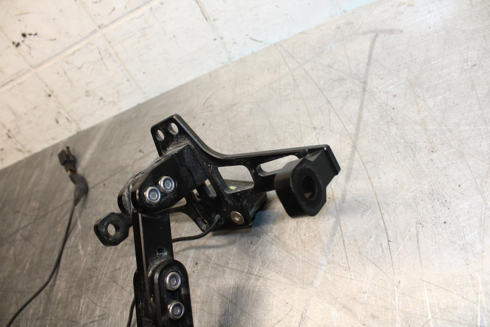 15-17 KAWASAKI EX 650 NINJA ABS FENDER ELIMINATOR LICENSE PLATE BRACKET  BB494