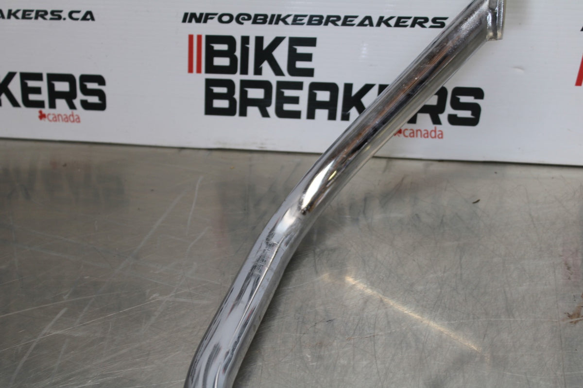 03-08 KAWASAKI VULCAN 1600 FRONT CRASH BAR BB196