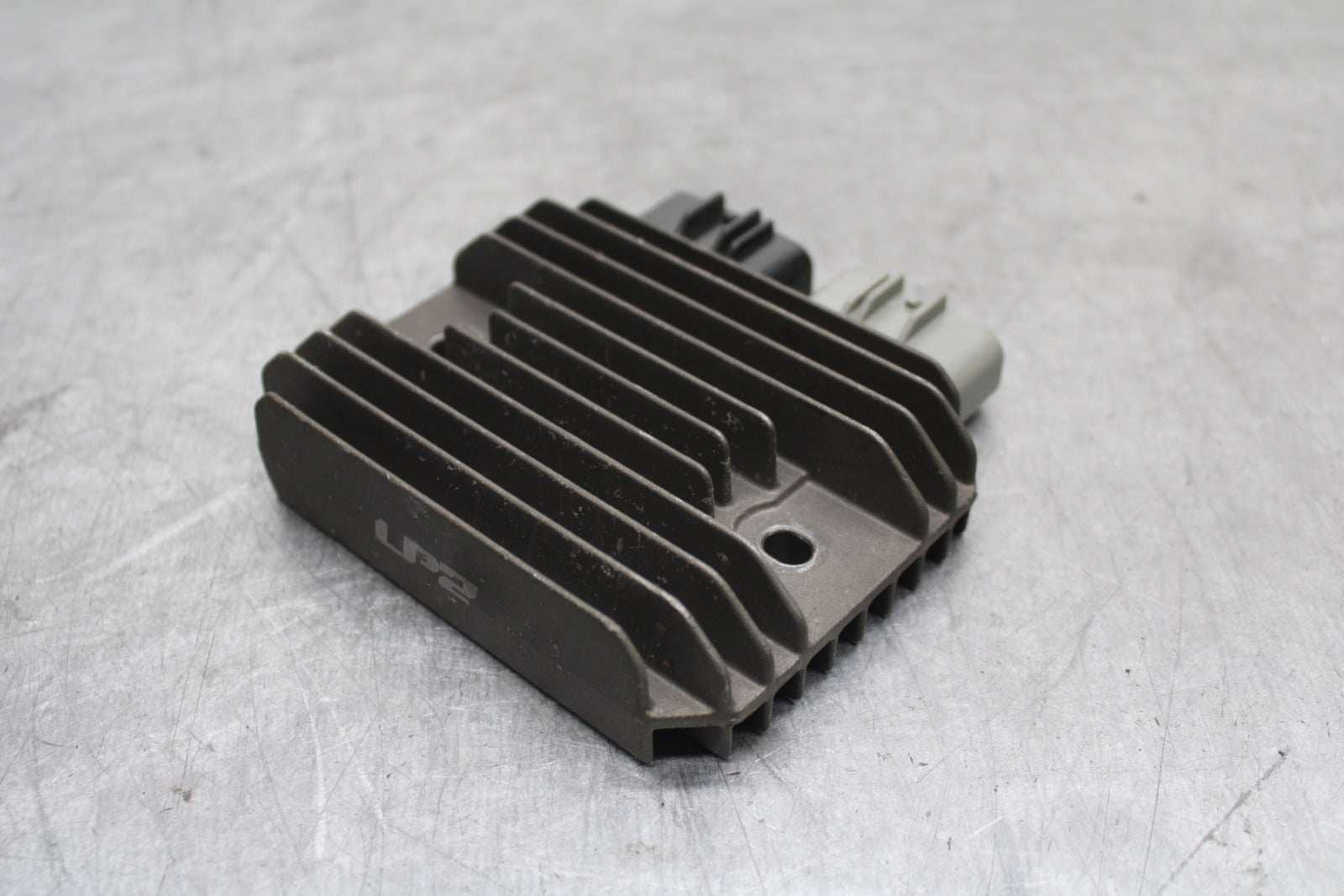 09-12 KAWASAKI NINJA ZX6R RECTIFIER VOLTAGE REGULATOR 21066-0028 BB698