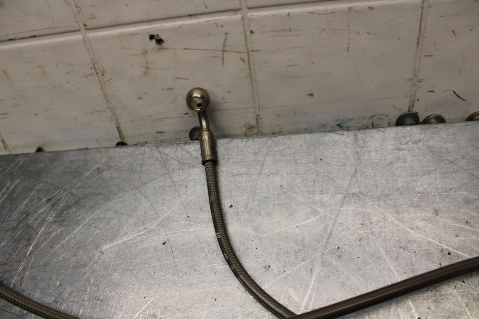 06-07 TRIUMPH DAYTONA 675 DAYTONA 675 BRAIDED FRONT BRAKE CALIPER HOSES  BB441