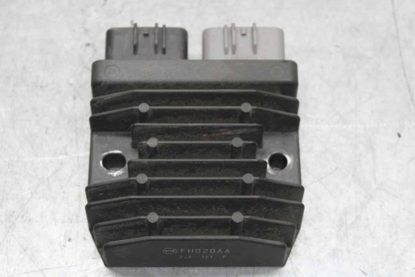 2012 Yamaha FZ8 RECTIFIER VOLTAGE REGULATOR BB550