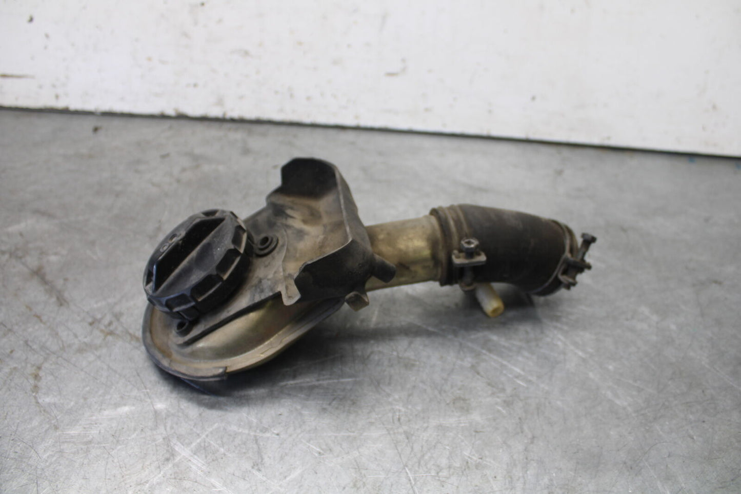 05-09 SUZUKI BOULEVARD C90 FUEL TANK GAS CAP BB692