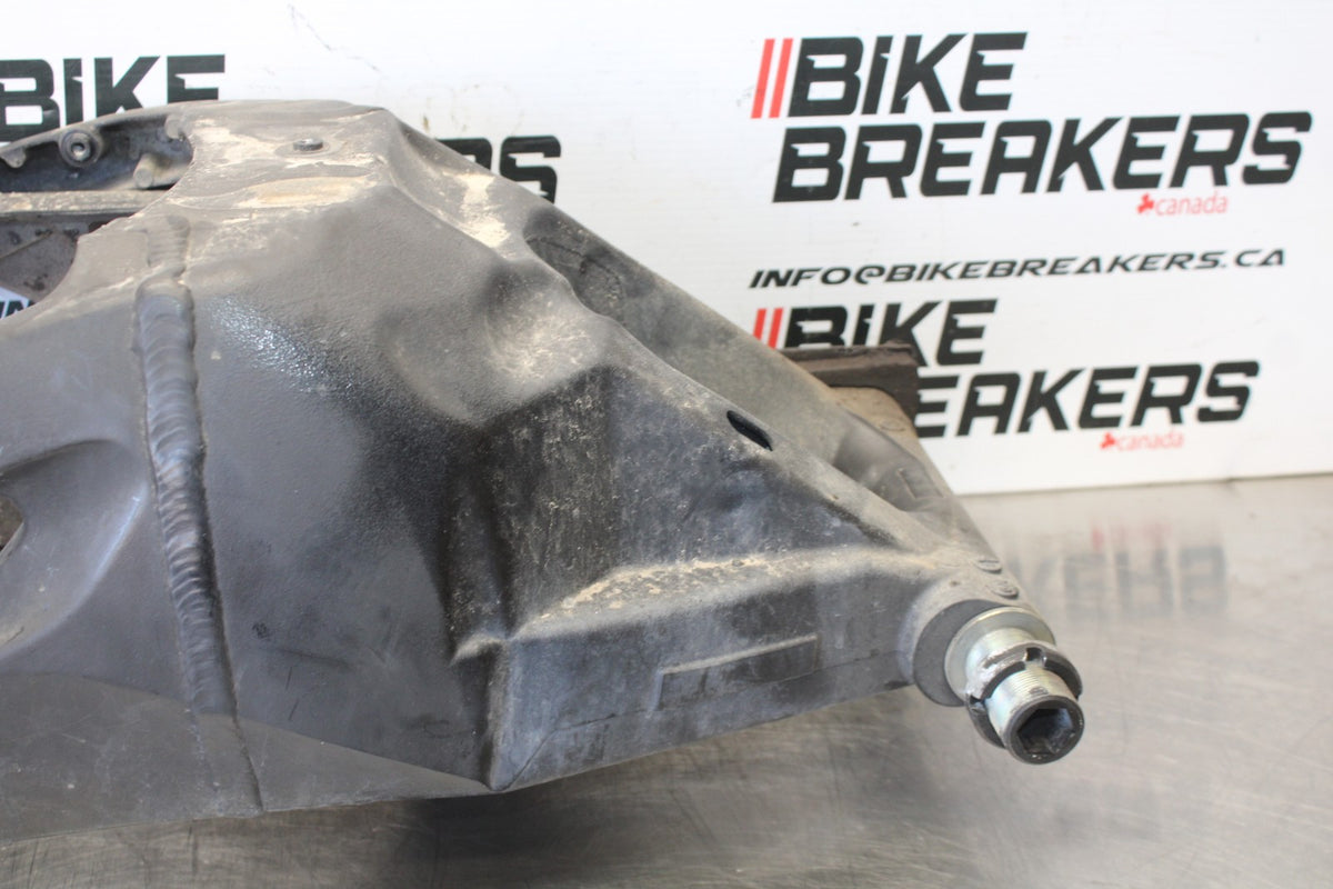 06-07 SUZUKI GSXR 600 REAR SWINGARM BACK SUSPENSION SWING ARM BB863