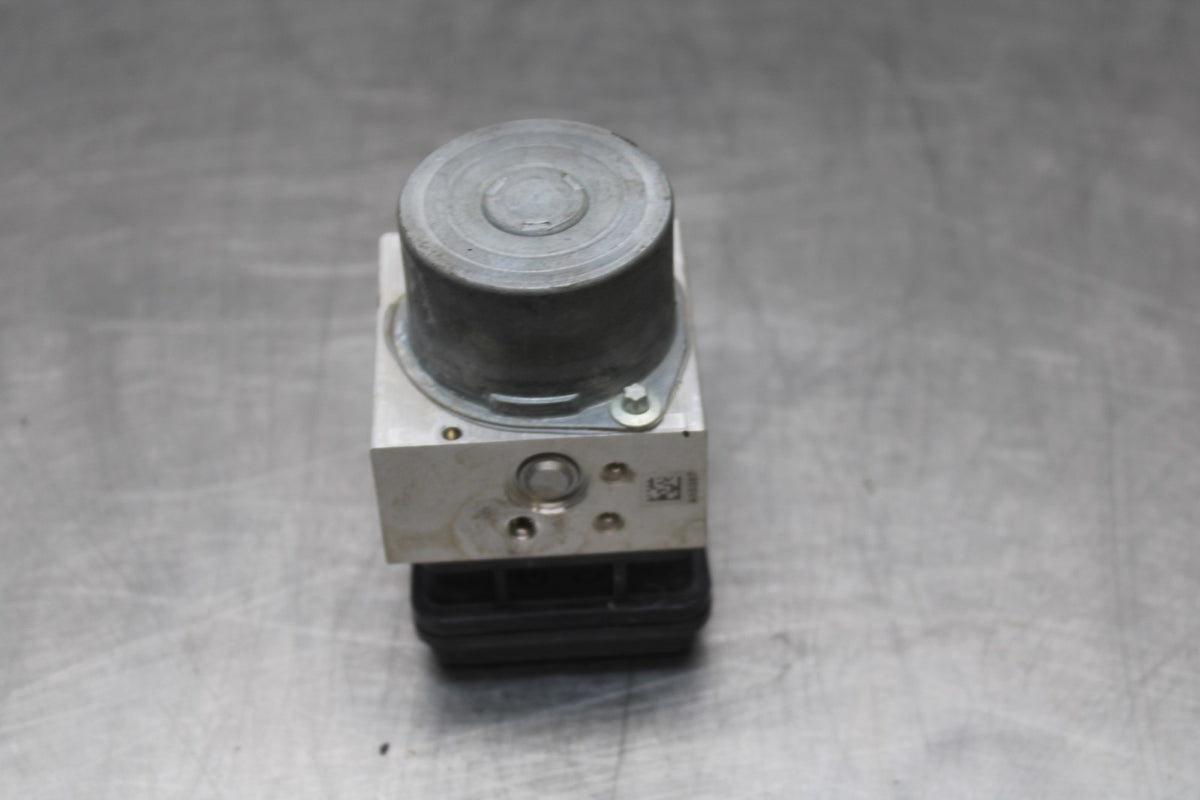 12-16 KAWASAKI NINJA 650 EX650F ABS ABS PUMP UNIT MODULE BB860